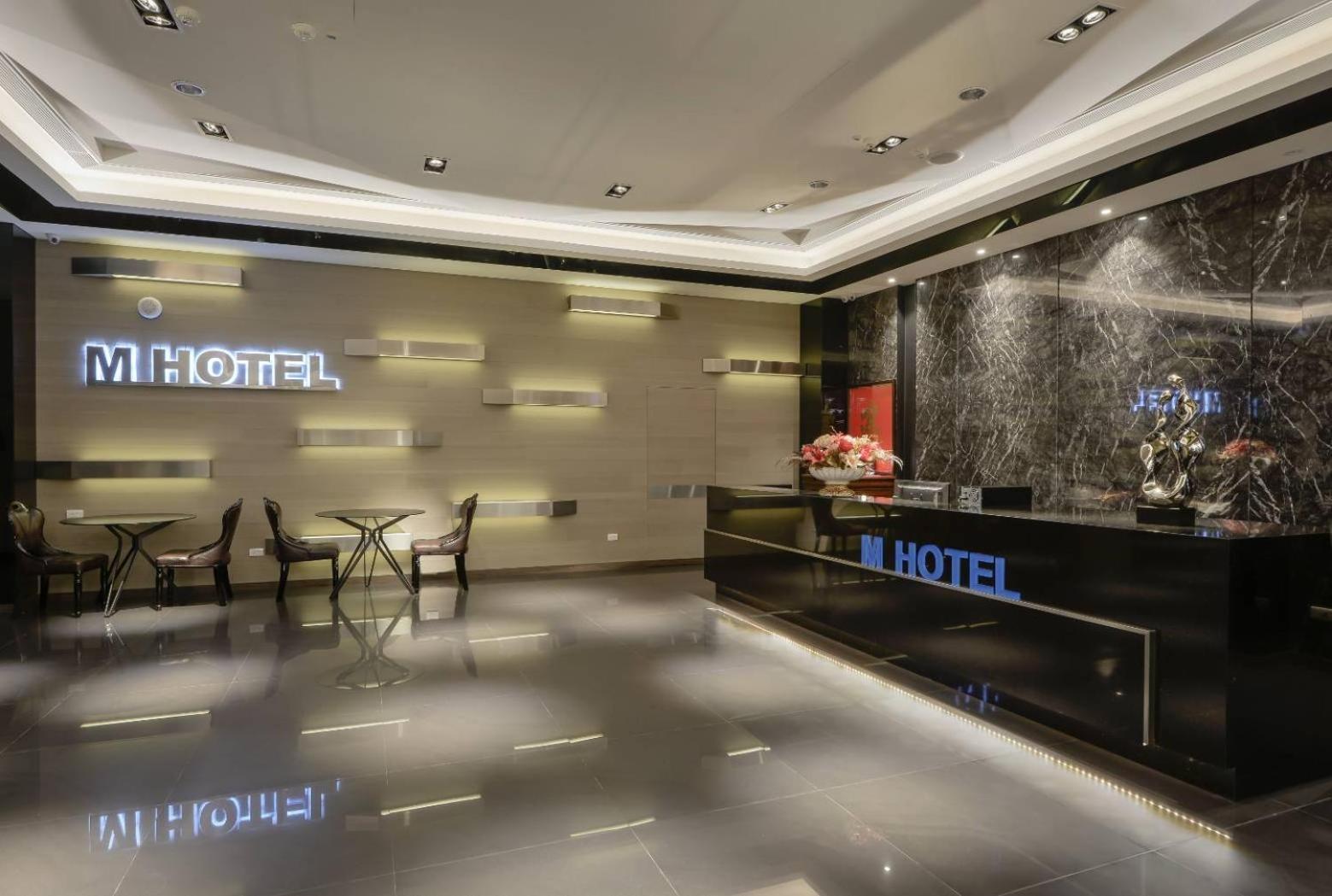 M Hotel Caotun Esterno foto