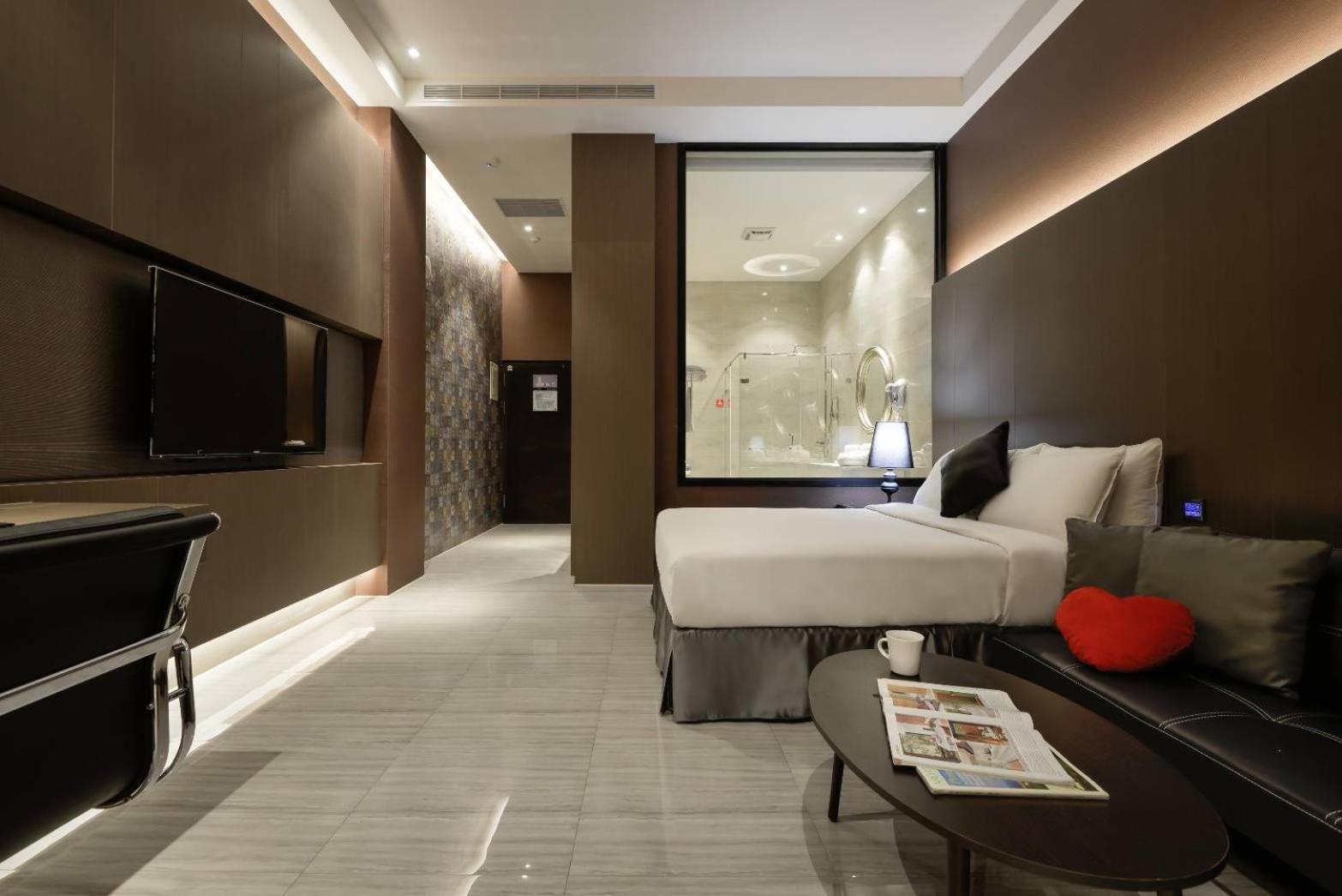 M Hotel Caotun Esterno foto